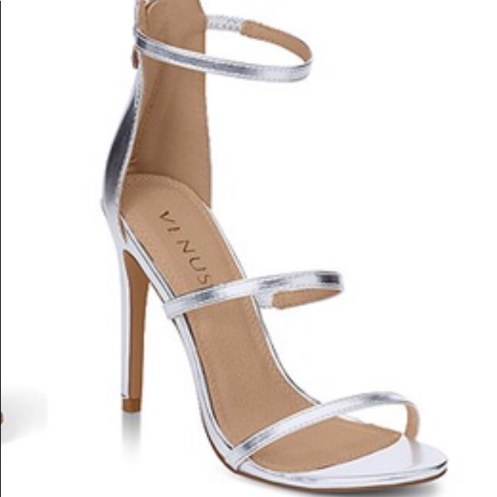 NEW 4.5”HEEL SILVER STRAPPY DRESS SANDALS